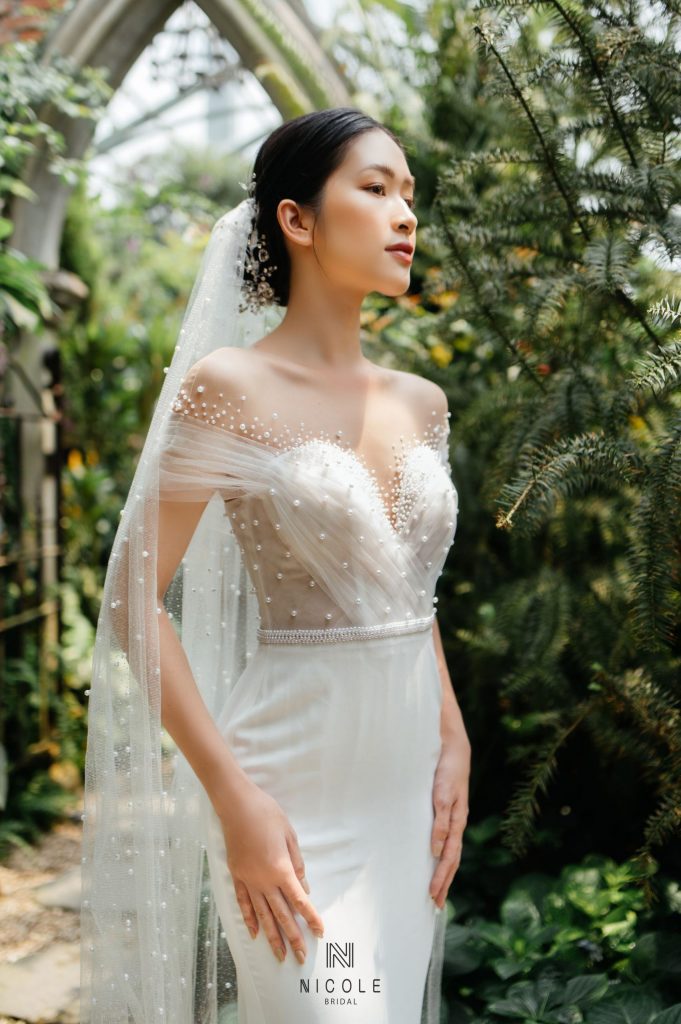 Nghía” ngay thiết kế đẹp không lối thoát, giá váy cưới ngót nghét 300 – Tu  Linh Boutique
